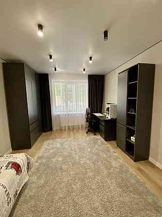 Продаж 4к дизайнерської квартири Виставка Хмельницкий