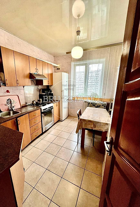 Продаж 3 к квартири Позняки 10 хв пішки  по Григоренка Держ програми Київ - зображення 1