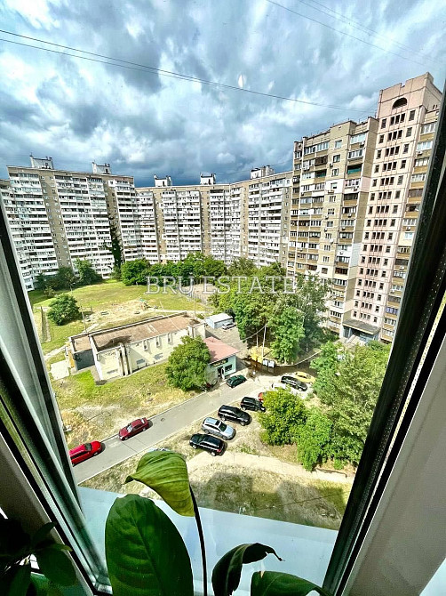 Продаж 3 к квартири Позняки 10 хв пішки  по Григоренка Держ програми Київ - зображення 2