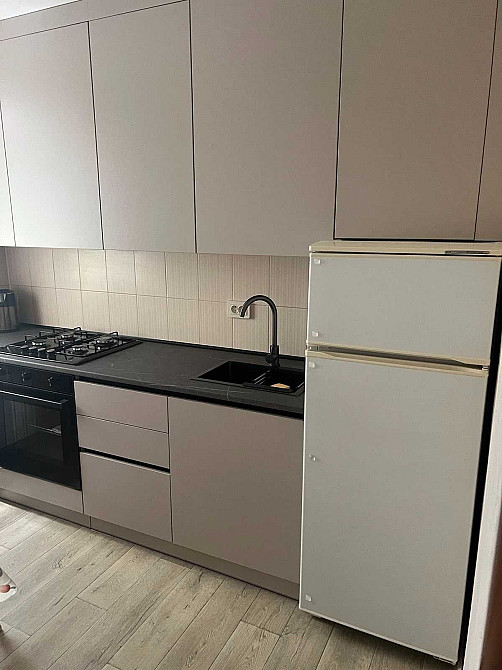 Оренда 1но гарненької  кВ,-ри  по вул Десантників Житомир - изображение 5