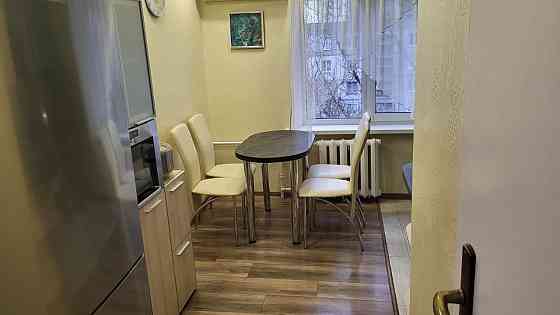 Оренда 2,5 кімнатної квартири на вулиці Шкільна Запоріжжя