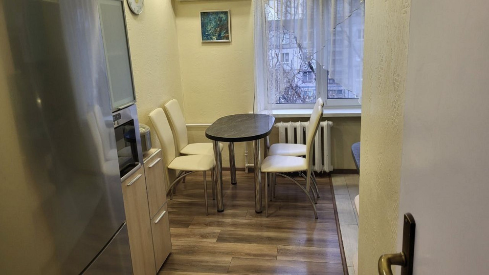 Оренда 2,5 кімнатної квартири на вулиці Шкільна Запоріжжя - зображення 3