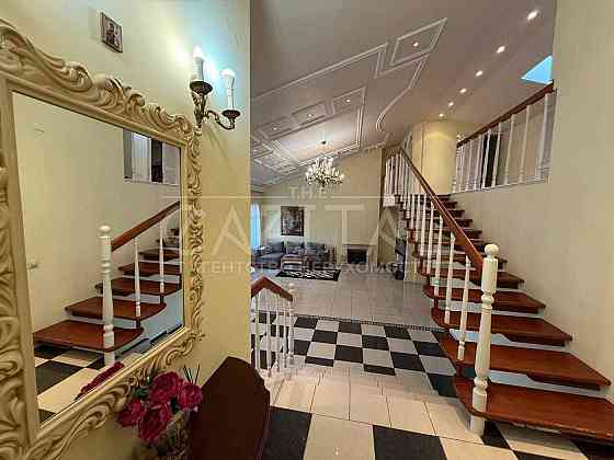 Оренда 3-К Квартири, Київ, Печерський район, вул. Мирного Панаса Київ