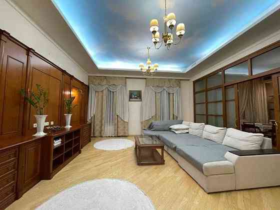 Сдам 4-х комнатную квартиру в центре жк Первозвановский Днепр