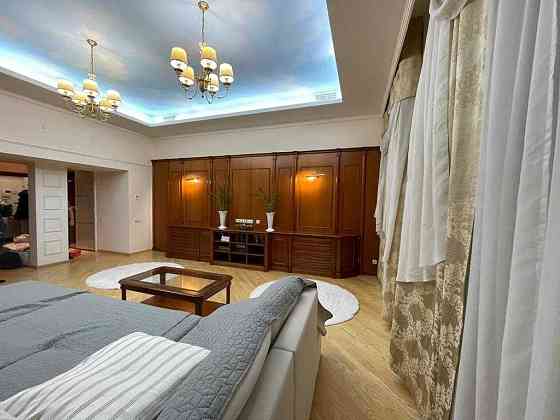 Сдам 4-х комнатную квартиру в центре жк Первозвановский Днепр