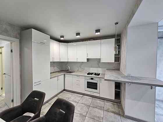 Здається 1 кімнатна квартира в ЖК Ривер парк  4 поверх Перемога Днепр