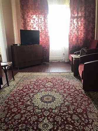 Здається 2 кімнатна квартира на Автовокзалі . Кривой Рог