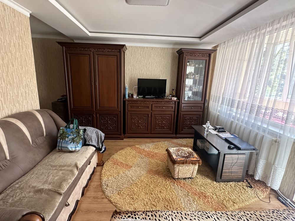 Продажа 1 кімнатної ,гарна пропозиція Ужгород - зображення 2