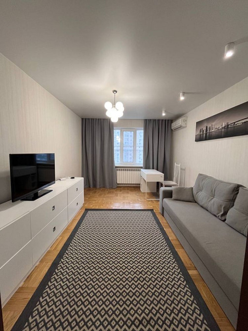 Оренда 2к квартири 4 хвилини від метро Позняки, Мішуги 7. Київ - зображення 1