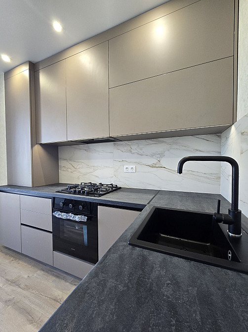 Продаж нової 1кімнатної квартири 40 м2 з меблями,технікою Соф. Борщаг Софиевская Борщаговка - изображение 2