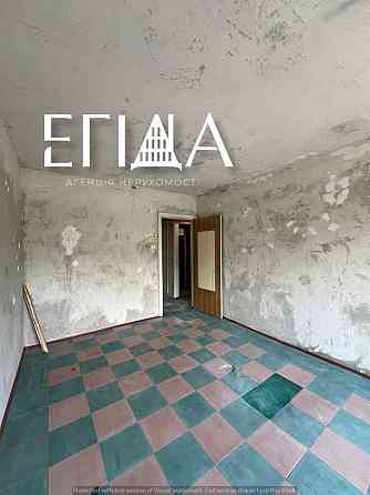 Продаж 2 к квартири біля Критого ринку під ремонт, 5/5, 52 м2 Кропивницкий