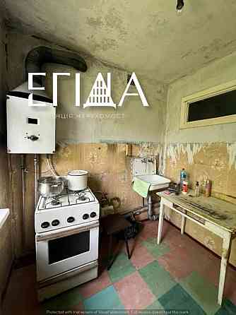 Продаж 2 к квартири біля Критого ринку під ремонт, 5/5, 52 м2 Кропивницкий