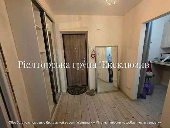 Продаж під комерцію  Межигірська, 43, вікна на вулицю Київ