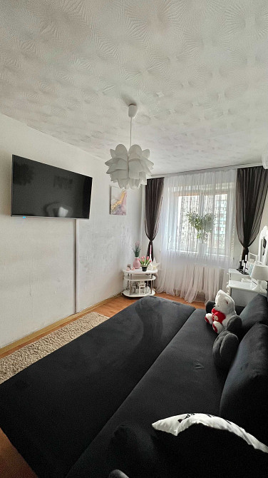 Продам простору 3 кімнатну квартиру. Ровно - изображение 1