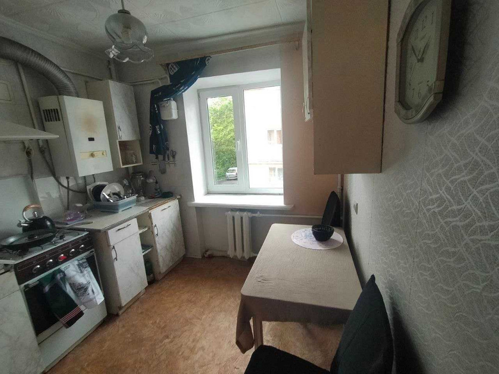 оренда 2 кім Бандери центр 6 000 Рівне - зображення 2