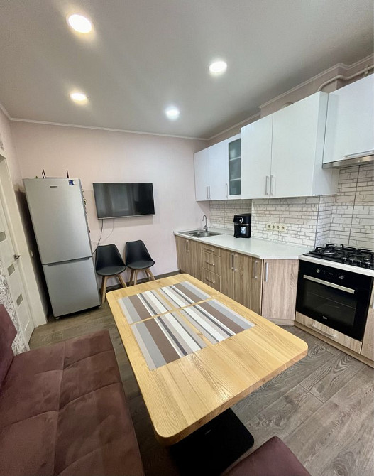 = Продаж 3-кімнатної квартири з ремонтом у центрі міста! = Ровно - изображение 2