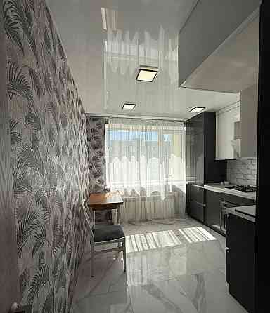 Продам идеельную 3 - комнатную квартиру от собственника на Сахарова 40 