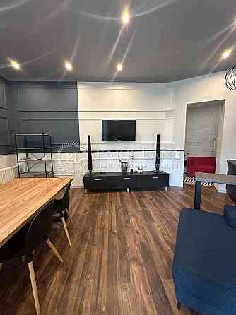 Продаж 2-к квартири Воздвиженка Поділ Дизайн в стилі Лофт Київ