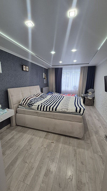 Продам квартиру з ремонтом,р-н Військове містечко Коростень - зображення 1