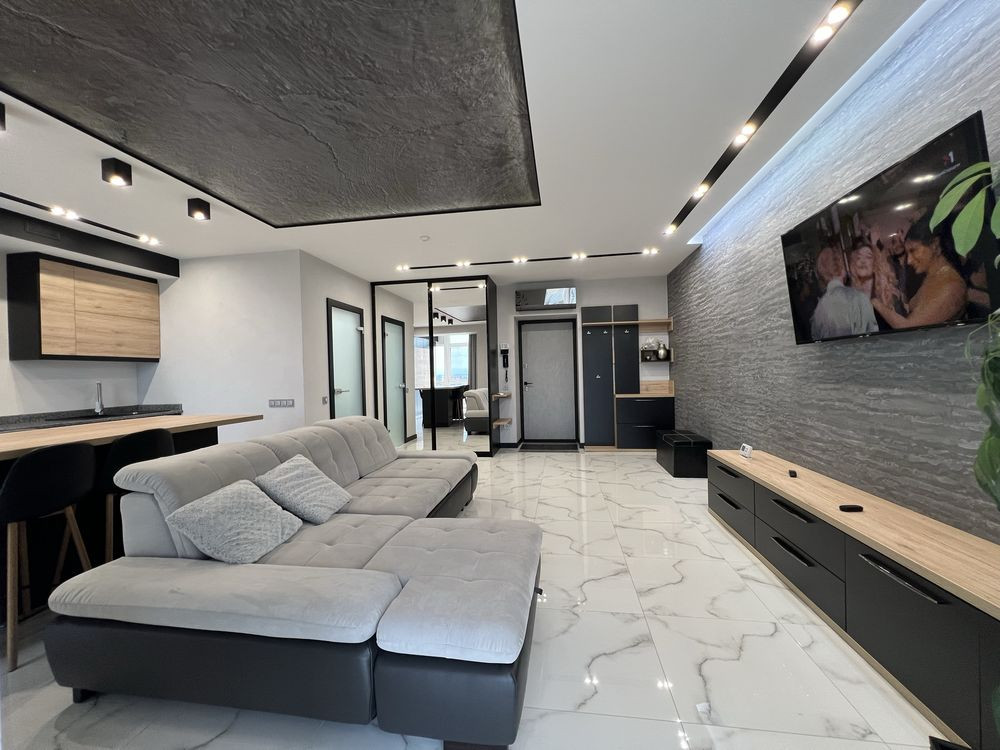 Ексклюзивна квартира 49м2 з авторським ремонтом в ЖК Містечко Соборне Івано-Франківськ - зображення 1