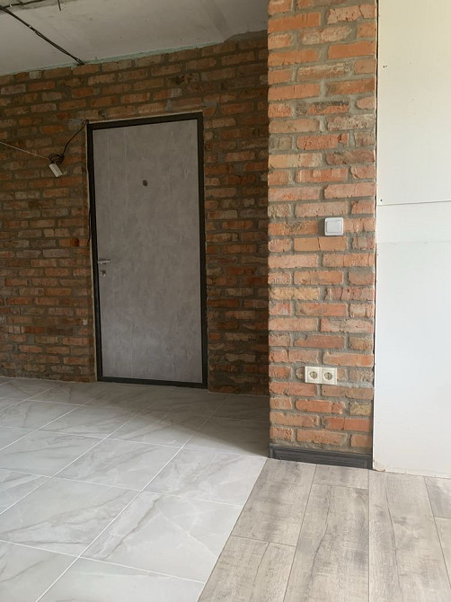 1 Однокімнатну квартиру у Нововолинську Нововолинськ - зображення 5