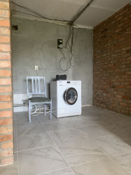 1 Однокімнатну квартиру у Нововолинську Нововолинськ - зображення 4