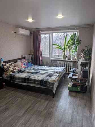 У продажу 1 к квартира на Черемушках. Каменское (Запорожская обл.)