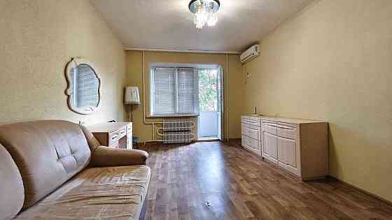 Продам 1к. чешку на ЖМ Перемога (Победа)-6 Днепр