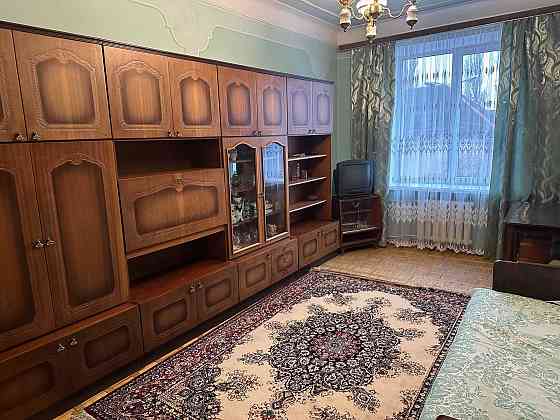 2к Печерськ Дмитра Годзенка метро Звіринецька Глазунова Київ