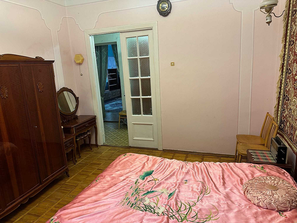 2к Печерськ Дмитра Годзенка метро Звіринецька Глазунова Київ - зображення 4