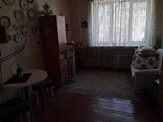 Продам 2 комнатную гостинку в центре,метро Ярослава Мудрого VI Харьков