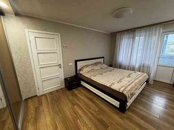 Продам квартиру по вулиці Центральна Баришівка