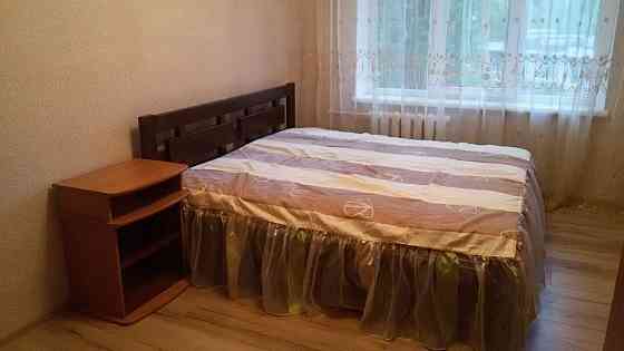 Здам 2 кв - 10 хв пішки від м. Чернігівська, від ВЛАСНИКА Киев