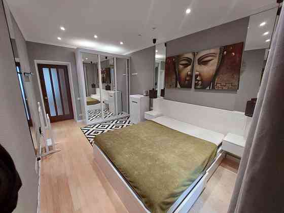 Трикімнатна квартира Лікоград Киев