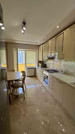 Здається простора та затишна 2-кімнатна на вул. Тролейбусна, 10 Львів