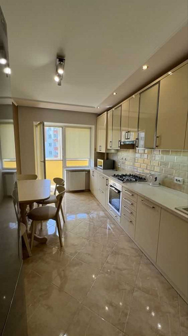 Здається простора та затишна 2-кімнатна на вул. Тролейбусна, 10 Львов - изображение 1