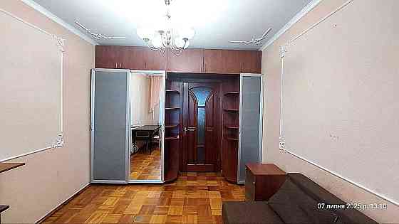 Здам 2 кім.кв. по вул. О. Махова, поряд ринок Елерон Киев