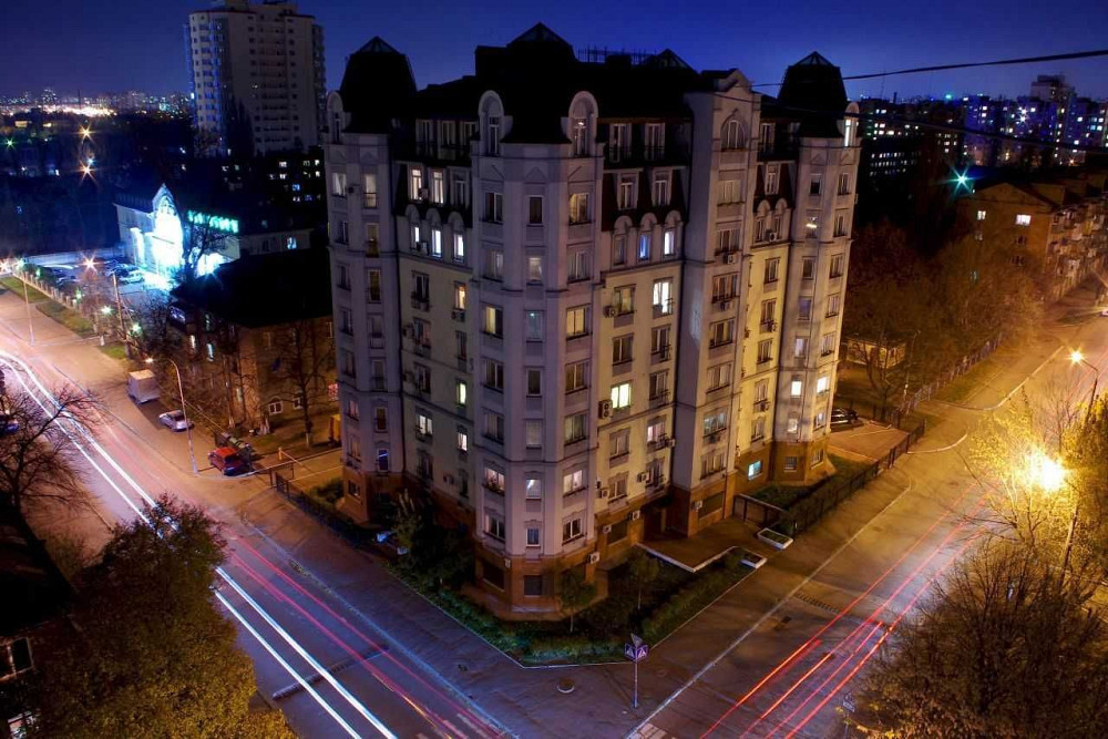 Без % - велика 2-к з євроремонтом  в клубному будинку на Пріорській 10 Київ - зображення 1