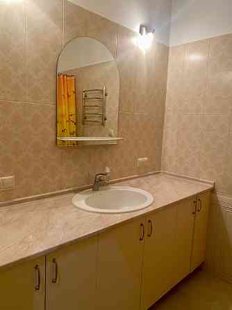 Оренда 2 кімн квартири у Щасливому Щасливе