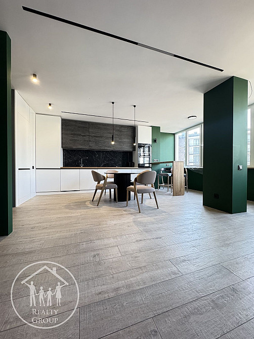 Бізнес клас. Закрита територія. 10 хвилин до Чорновола А10 Львов - изображение 1