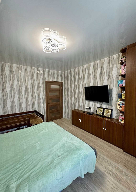 Терміново! Продам 1 кімнатну квартиру з якісним ремонтом ЖК Саме Той Немешаево - изображение 5