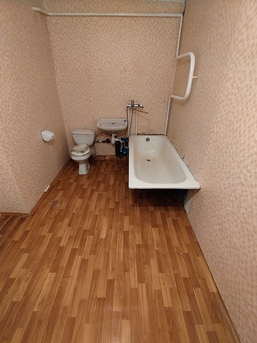 Продаж трьохкімнатної квартири в м.Гнівань з індивідуальним опаленням. Гнивань - изображение 3