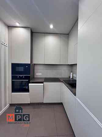 Продаж / Квартира / вул. Ньютона, Нові Будинки, Харків Харьков