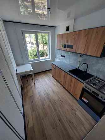 Продаж 2 кімнатна квартира з новим  ремонтом 3 Слобідська Николаев