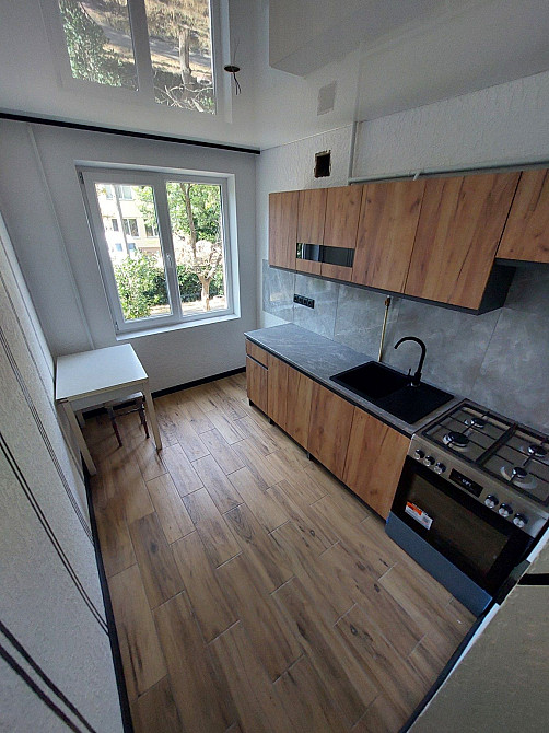 Продаж 2 кімнатна квартира з новим  ремонтом 3 Слобідська Миколаїв - зображення 4