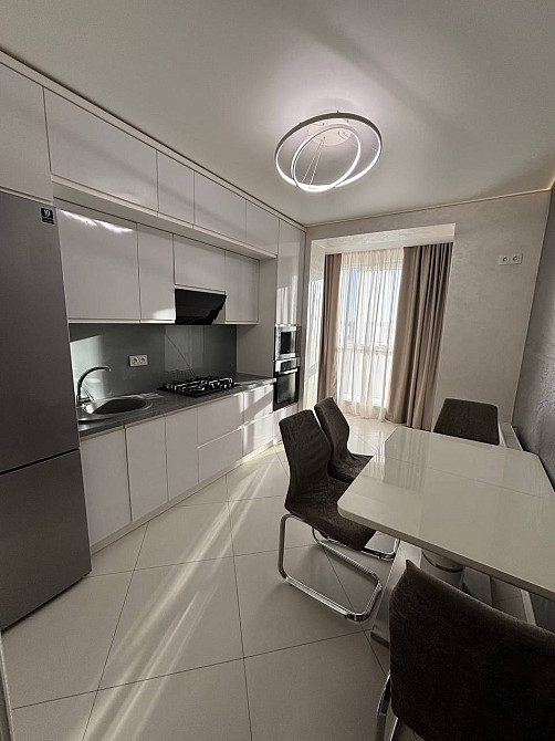 Оренда сучасної 2х кімнатної квартири в мікрорайоні Щасливе, м. Рівне. Ровно - изображение 1