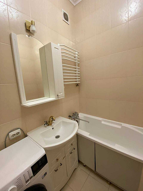 Оренда 1-кім. квартири в центрі на вул. Зелена Львів - зображення 6