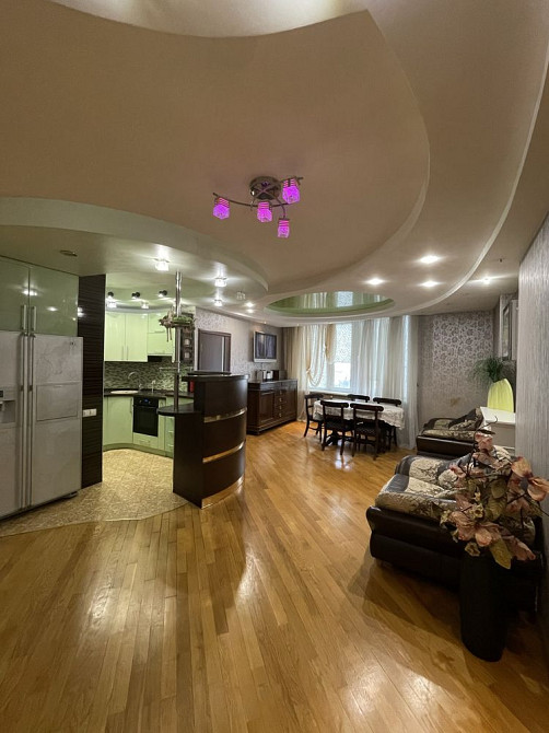 Оренда 4-к  Дніпровська наб. 19 В, м. Осокорки, навпроти Рівер Мол Киев - изображение 1