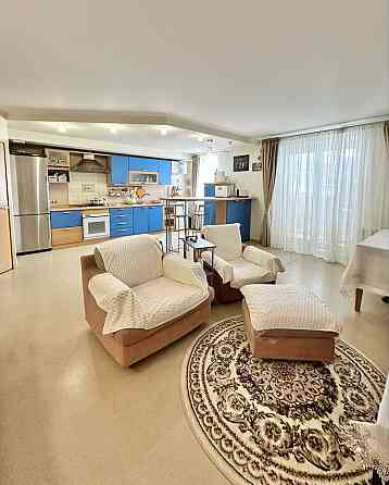 Продам 4-х к. кв. 111 м2 Победа 4 кирпичный дом 4-й эт. Днепр