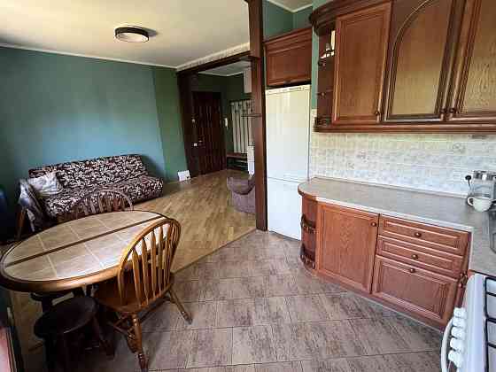 2-кімнатна в центрі. Сталінка, ремонт. Житомир